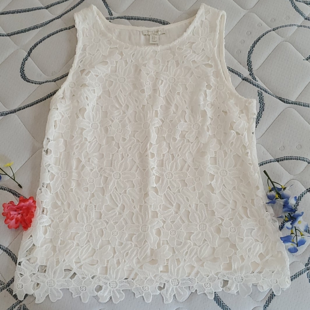 Saint Tropez West Women's M White Flower Tank Top
